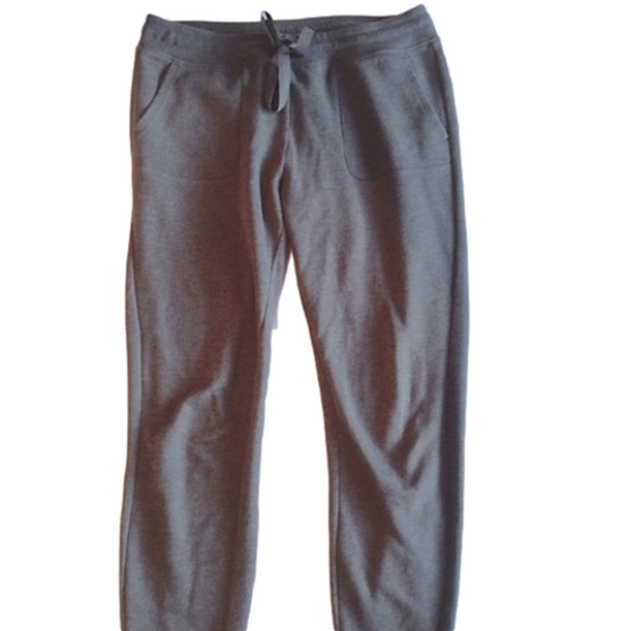 Lole Pants - LOLE grey joggers. Ribbon drawstring, pockets.